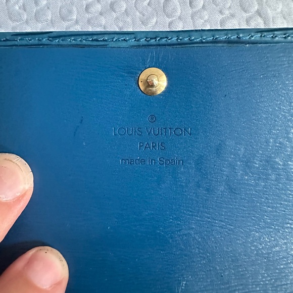 Louis Vuitton Blue Epi Leather International Long Wallet & Dust Bag - Authentic - Picture 7 of 13